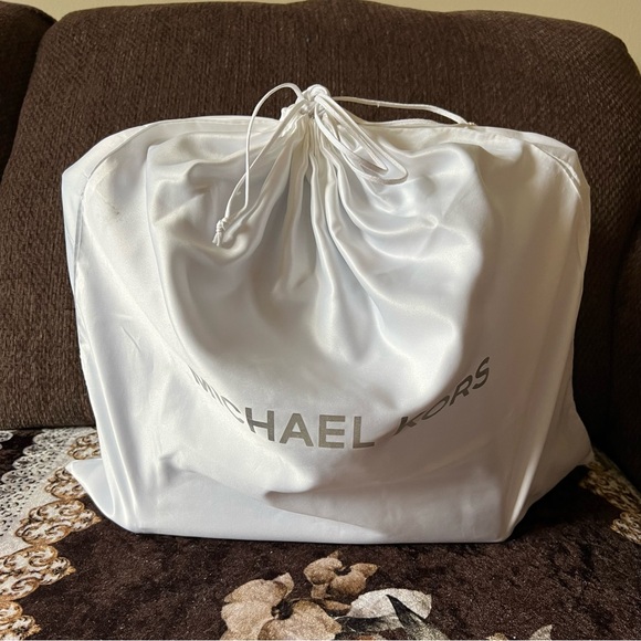 MICHAEL KORS South Pacific Blue Medium Silver-Tone Hardware Tote Handbag NWT - Picture 14 of 15